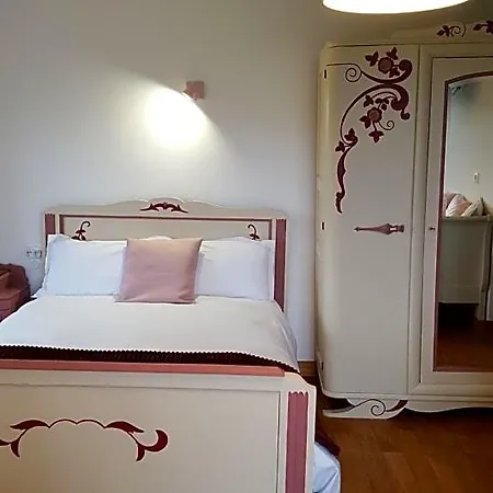 Domaine De La Sauzaie B&B